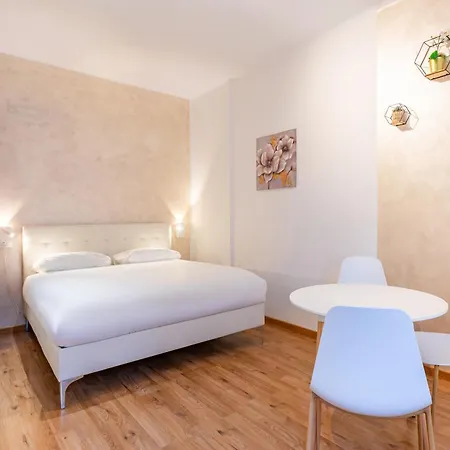 Apartman Insubria's Nest - Cozy *