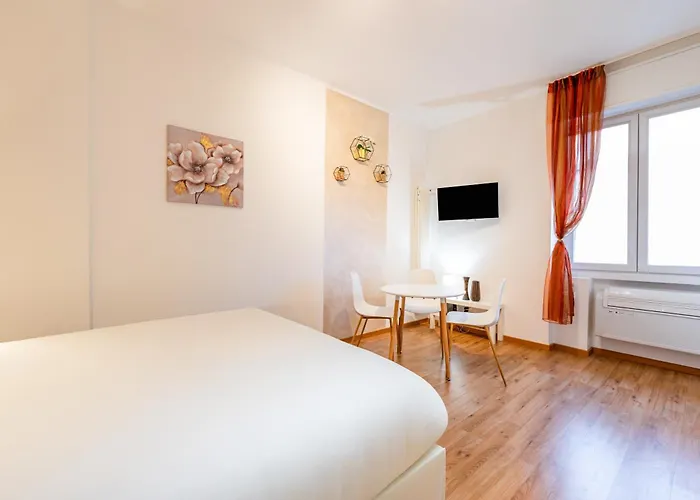 Insubria's Nest - Cozy * 밀라노